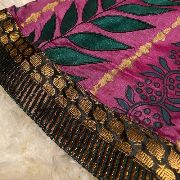 Salwar Kameez - Picture 2 of 2